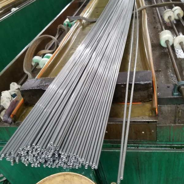 0.5mm - 30mm Stainless Steel Pipe 022Cr19Ni5Mo3Si2N Type Precise Sizing