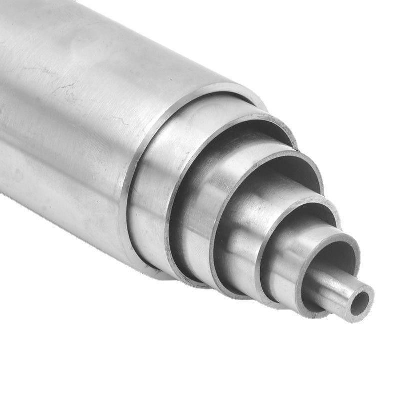 Sturdy and durable: The perfect partner of stainless steel plate and 304 stainless steel pipe
